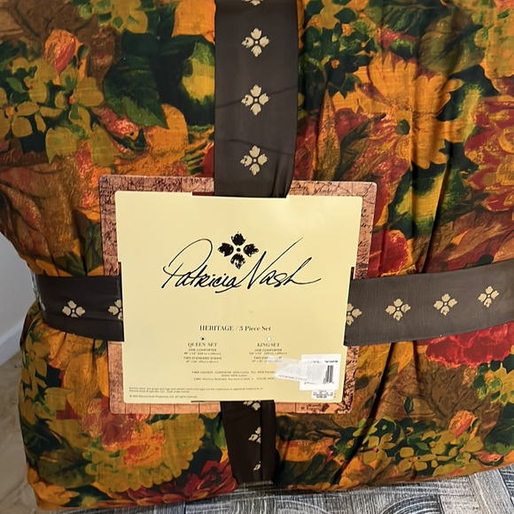 Patricia Nash 3 piece set / Queen set new in film - Picture 9 of 11